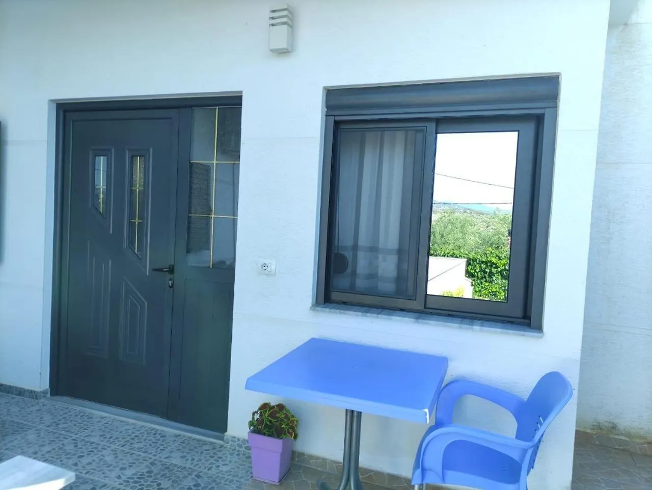 Sandy Apartments Ksamil